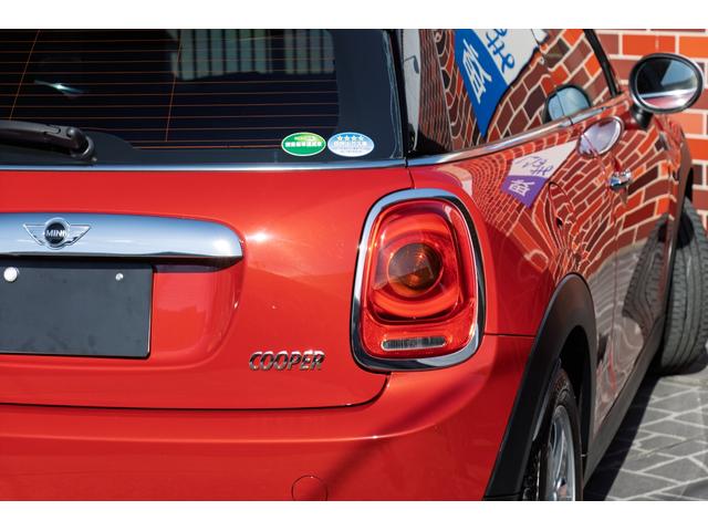 ＭＩＮＩ クーパー　６ＭＴ　２０１７年式　ＬＥＤヘッドライト　コンフォートアクセス　純正ナビ　アディショナルライト（27枚目）