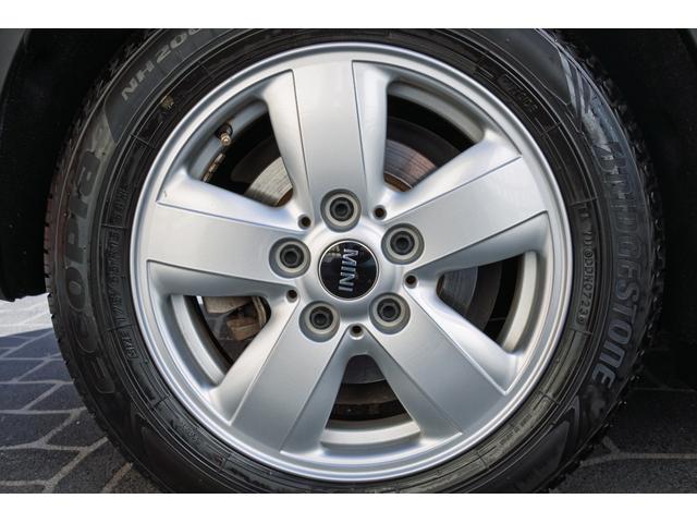 ＭＩＮＩ クーパー　６ＭＴ　２０１７年式　ＬＥＤヘッドライト　コンフォートアクセス　純正ナビ　アディショナルライト（36枚目）