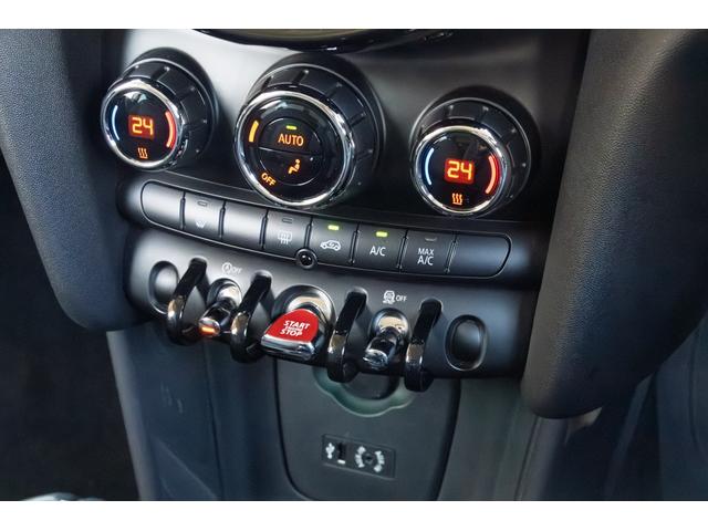 ＭＩＮＩ クーパー　６ＭＴ　２０１７年式　ＬＥＤヘッドライト　コンフォートアクセス　純正ナビ　アディショナルライト（51枚目）