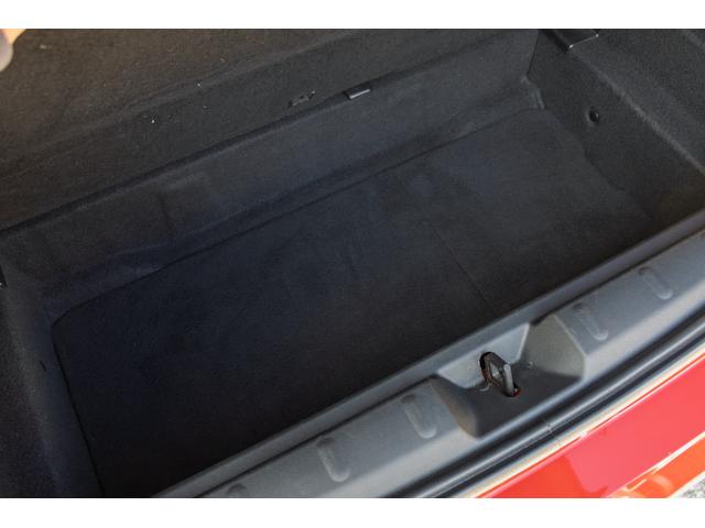 ＭＩＮＩ クーパー　６ＭＴ　２０１７年式　ＬＥＤヘッドライト　コンフォートアクセス　純正ナビ　アディショナルライト（57枚目）