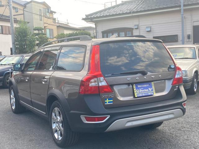 ＸＣ７０ ３．２ＳＥ　ＡＷＤ　当店買取　ナビ　バックカメラ　クルーズコントロール　コーナーポール　パワーリアゲート　フォグランプ　ＥＴＣ　ＡＵＸ　保証付（11枚目）