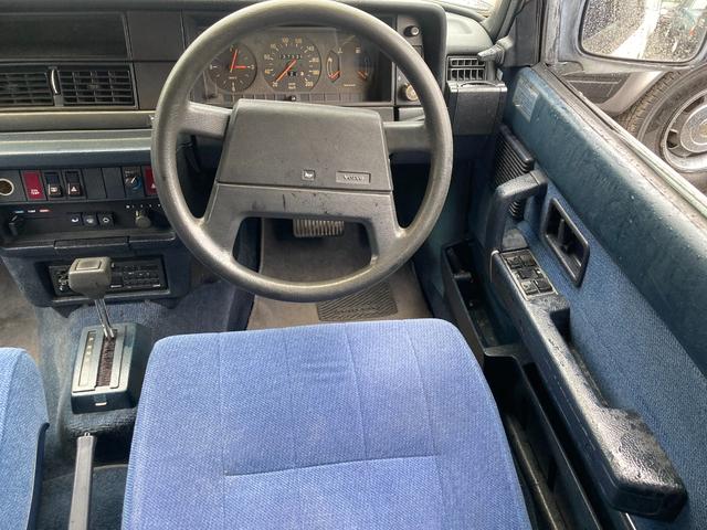 店内全品ポイント2倍!! 貴重 Volvo 240 ボルボ 純正 ドリンクホルダー付