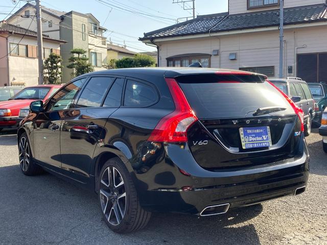 Ｖ６０ Ｄ４　ダイナミックエディション　限定モデル　ＡＣＣ　バックカメラ　フルセグＴＶ　ナビ　ドラレコ　リアモニター　ブルートゥース対応　オートライト　専用ホイール　パワーシート　シートヒーター　保証付（11枚目）