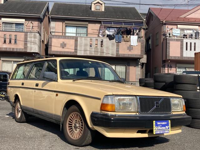 240ワゴン（ボルボ）240GLワゴン 社外CDデッキ 純正