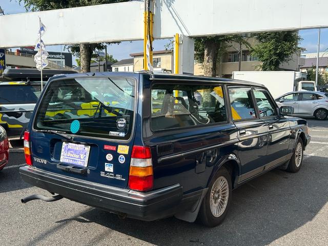 ２４０ワゴン ２４０ＧＬワゴン　当店買取　メッキモール　社外ＣＤデッキ　パワステ　パワーウィンドウ　シートヒーター　コロナホイール　保証付（8枚目）