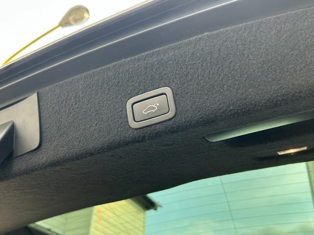 ＸＣ６０ Ｄ４　クラシック　パノラマサンルーフ　アイボリーレザーシート　フルセグＴＶ　ナビ　キセノンヘッドライト　ＡＣＣ　ブルートゥース対応　バックカメラ　パワーリアゲート　コーナーセンサー　シートヒーター　保証付（40枚目）
