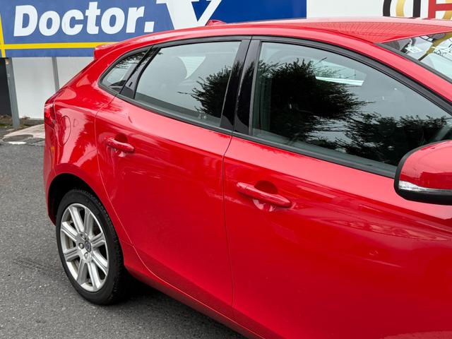 Ｖ４０ Ｄ４　ダイナミックエディション　当店買取　ＬＥＤヘッドライト　ＡＣＣ　ナビ　バックカメラ　ブルートゥース対応　ドラレコ　シートヒーター　パワーシート　保証付（13枚目）