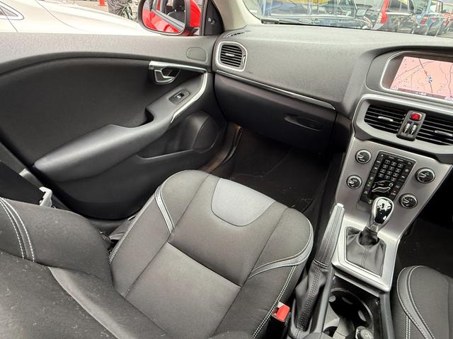 Ｖ４０ Ｄ４　ダイナミックエディション　当店買取　ＬＥＤヘッドライト　ＡＣＣ　ナビ　バックカメラ　ブルートゥース対応　ドラレコ　シートヒーター　パワーシート　保証付（22枚目）