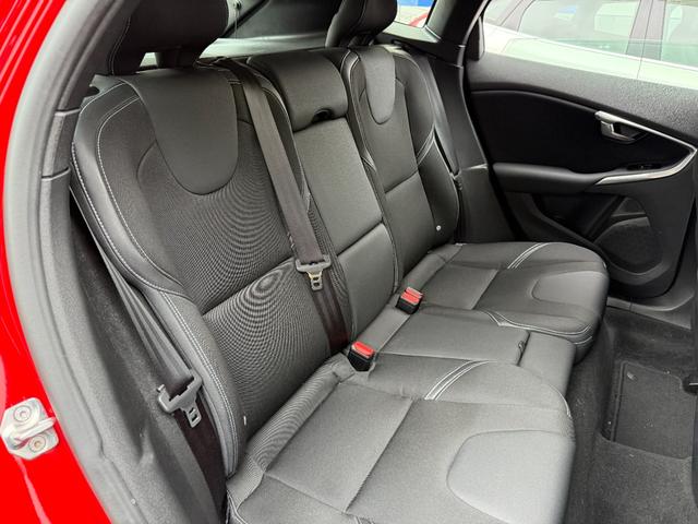 Ｖ４０ Ｄ４　ダイナミックエディション　当店買取　ＬＥＤヘッドライト　ＡＣＣ　ナビ　バックカメラ　ブルートゥース対応　ドラレコ　シートヒーター　パワーシート　保証付（24枚目）