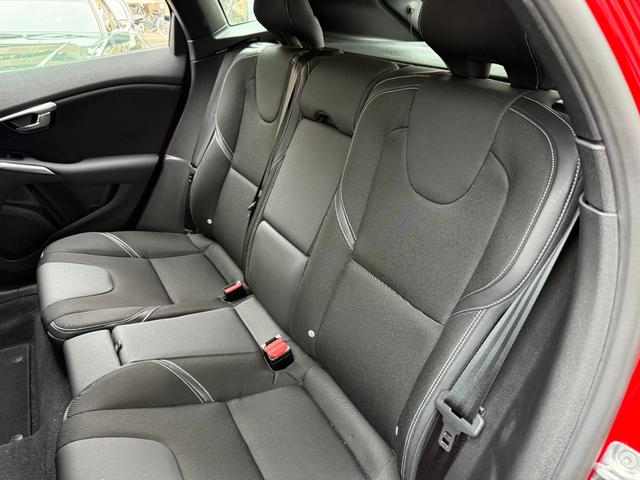 Ｖ４０ Ｄ４　ダイナミックエディション　当店買取　ＬＥＤヘッドライト　ＡＣＣ　ナビ　バックカメラ　ブルートゥース対応　ドラレコ　シートヒーター　パワーシート　保証付（26枚目）