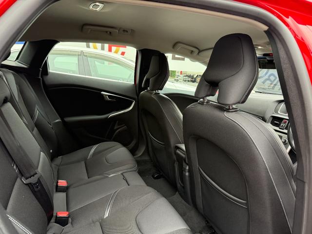 Ｖ４０ Ｄ４　ダイナミックエディション　当店買取　ＬＥＤヘッドライト　ＡＣＣ　ナビ　バックカメラ　ブルートゥース対応　ドラレコ　シートヒーター　パワーシート　保証付（30枚目）