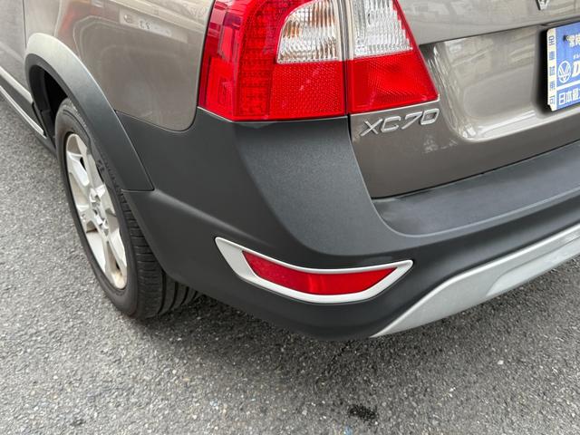 XC70 3.2SE AWD ブラウンレザー バックカメラ ベンチレーション パワーリアゲート キーレス キセノンライト 保証付(17枚目)