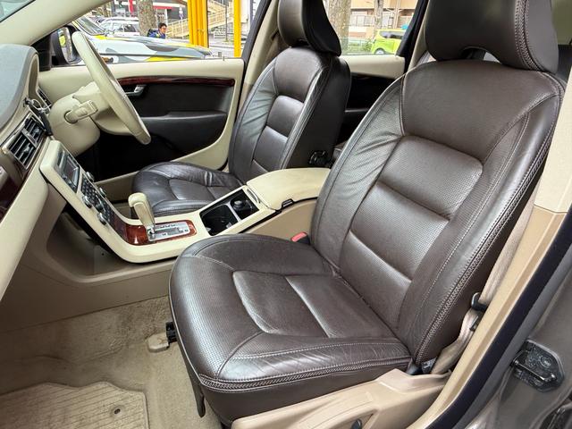 XC70 3.2SE AWD ブラウンレザー バックカメラ ベンチレーション パワーリアゲート キーレス キセノンライト 保証付(23枚目)
