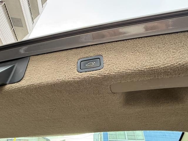 XC70 3.2SE AWD ブラウンレザー バックカメラ ベンチレーション パワーリアゲート キーレス キセノンライト 保証付(38枚目)