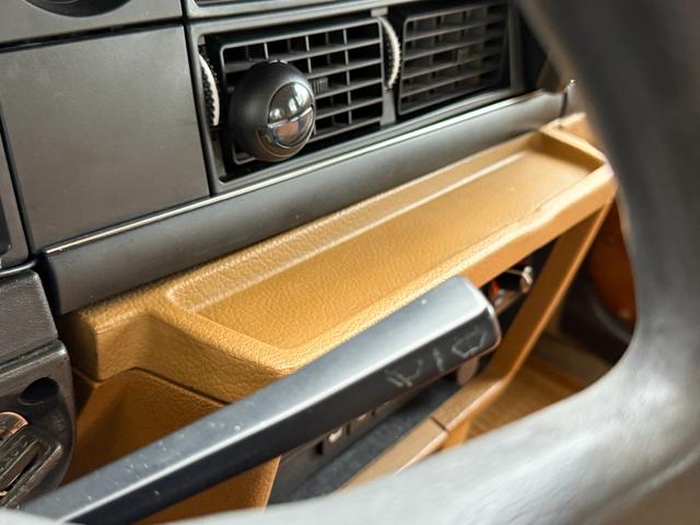 240 左ハンドル DL フルカスタム ブラウンレザー 角目四灯 メッキリング メッキミラー 社外オーディオ バックカメラ ETC パワーウィンドウ シートヒーター 保証付(39枚目)