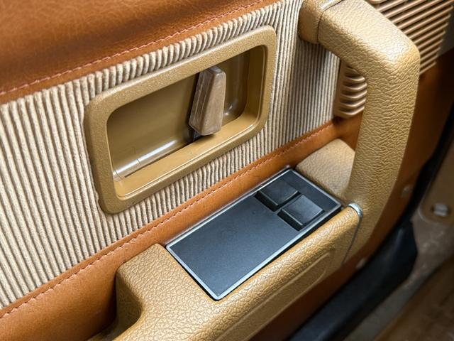 240 左ハンドル DL フルカスタム ブラウンレザー 角目四灯 メッキリング メッキミラー 社外オーディオ バックカメラ ETC パワーウィンドウ シートヒーター 保証付(40枚目)