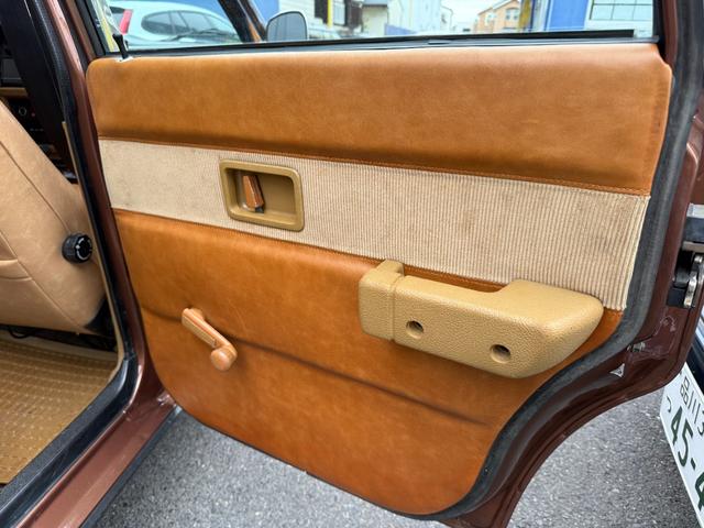 240 左ハンドル DL フルカスタム ブラウンレザー 角目四灯 メッキリング メッキミラー 社外オーディオ バックカメラ ETC パワーウィンドウ シートヒーター 保証付(41枚目)