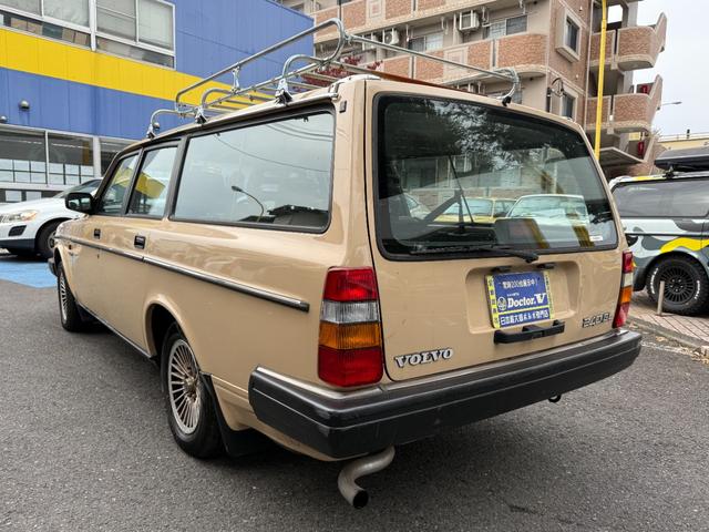 240ワゴン 240GLワゴン 当店買取 グレーインテリア メッキモール コロナホイール 社外CDデッキ ETC 保証付(10枚目)