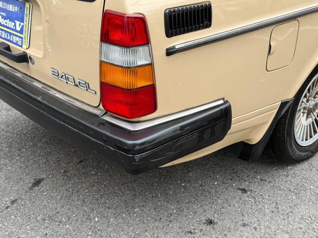 240ワゴン 240GLワゴン 当店買取 グレーインテリア メッキモール コロナホイール 社外CDデッキ ETC 保証付(14枚目)