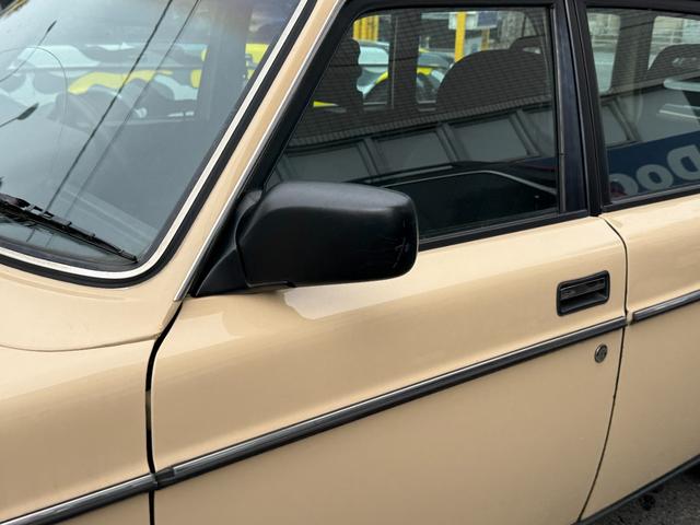 240ワゴン 240GLワゴン 当店買取 グレーインテリア メッキモール コロナホイール 社外CDデッキ ETC 保証付(17枚目)