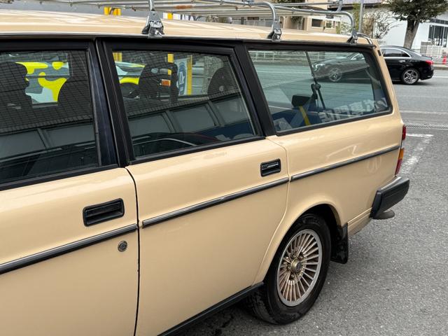 240ワゴン 240GLワゴン 当店買取 グレーインテリア メッキモール コロナホイール 社外CDデッキ ETC 保証付(19枚目)