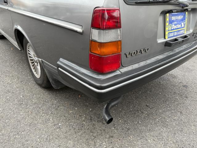 ２４０ワゴン ２４０ＧＬワゴン　当店買取　フォグランプ　メッキモール　ブラック本革シート　社外ＣＤデッキ　シートヒーター　コロナホイール　保証付（18枚目）