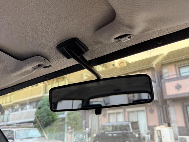 ２４０ワゴン ２４０ＧＬワゴン　当店買取　フォグランプ　メッキモール　ブラック本革シート　社外ＣＤデッキ　シートヒーター　コロナホイール　保証付（34枚目）