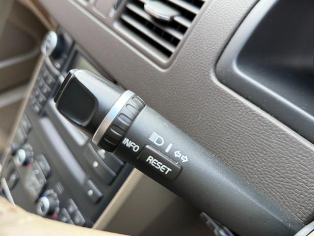 保証期間が過ぎた後も、何かあった際にはお気軽にご相談下さい。担当者とお話ししていただく中でご要望をしっかりお聴き取りし、ご満足のいくボルボライフをご提案してまいります。