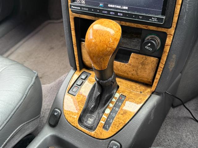 V90 クラシック 当店買取 最終型 アルカンタラシート ナビ バックカメラ ドラレコ 7人乗 電動SR パワーシート シートヒーター 保証付(34枚目)