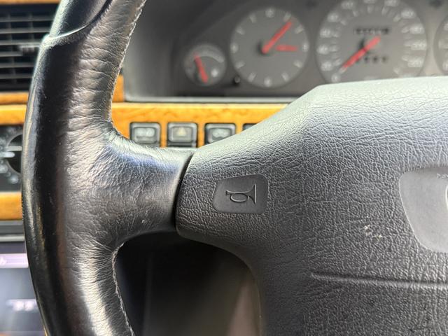 V90 クラシック 当店買取 最終型 アルカンタラシート ナビ バックカメラ ドラレコ 7人乗 電動SR パワーシート シートヒーター 保証付(37枚目)