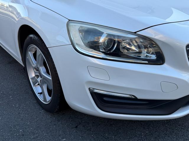 Ｖ６０ Ｄ４　ＳＥ　ナビ　ＡＣＣ　バックカメラ　ドラレコ　ベージュレザー　保証付（11枚目）