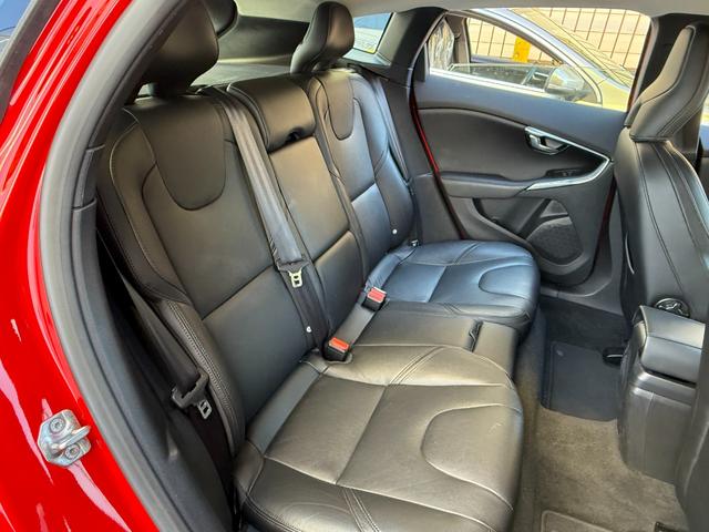 オートローンをご検討中の方もご相談下さい。Ｗｅｂから事前に調べることもできますのでご利用ください。