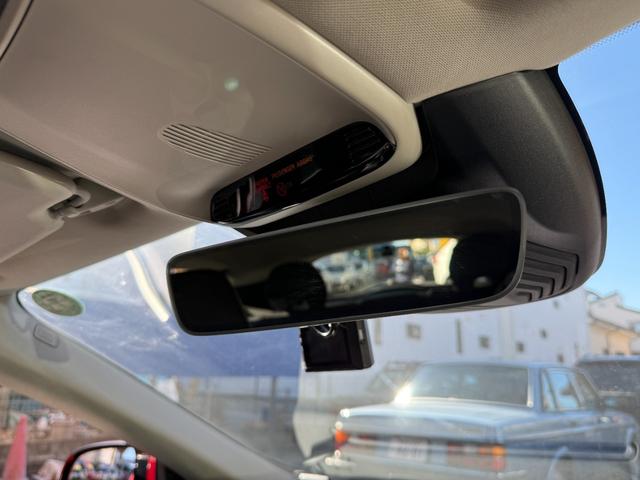 古い車でも新しい車でも、一つのブランドにこだわっているからこそ、様々なご提案が出来るものと考えております。多くのボルボオーナー様の悩みやご意見やアイデアを、ドクターＶが解決、実現します！