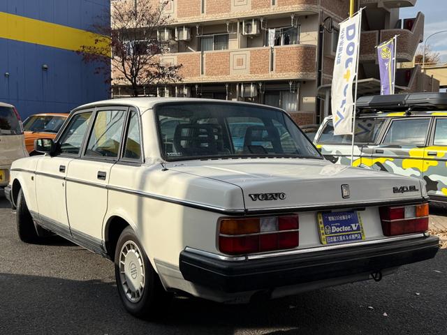 ２４０ ＧＬ　メッキモール　ブラックレザー　純正カセットデッキ　ＥＴＣ　シートヒーター　保証付（10枚目）