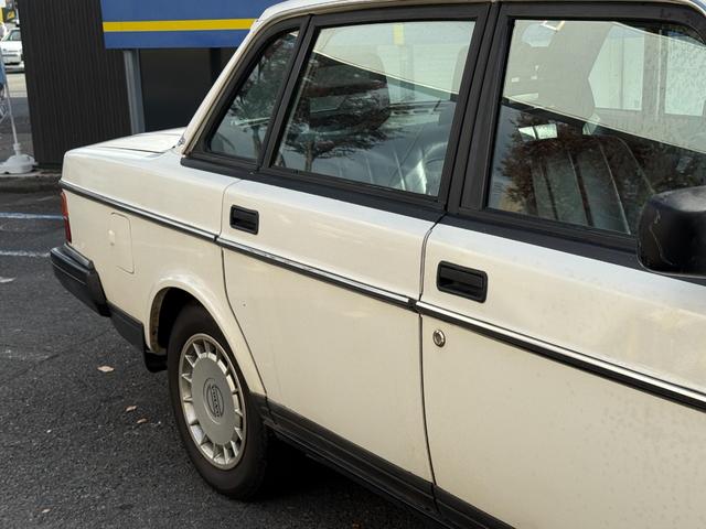 ２４０ ＧＬ　メッキモール　ブラックレザー　純正カセットデッキ　ＥＴＣ　シートヒーター　保証付（14枚目）