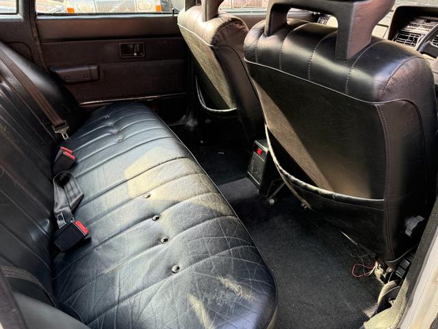 ２４０ ＧＬ　メッキモール　ブラックレザー　純正カセットデッキ　ＥＴＣ　シートヒーター　保証付（28枚目）