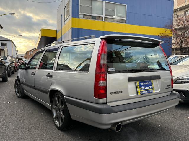 ８５０エステート ８５０クラシック２．５　２０Ｖエステート　Ｒ専用フロントバンパー　ブラック本革シート　電動サンルーフ　保証付（10枚目）