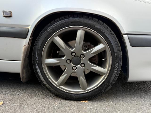 ８５０エステート ８５０クラシック２．５　２０Ｖエステート　Ｒ専用フロントバンパー　ブラック本革シート　電動サンルーフ　保証付（41枚目）