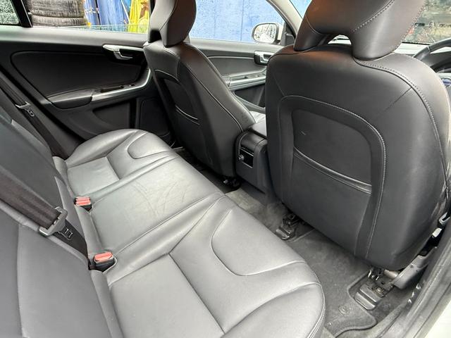 V60 D4 SE ブラックレザー ACC ナビ Bカメラ 保証付(26枚目)