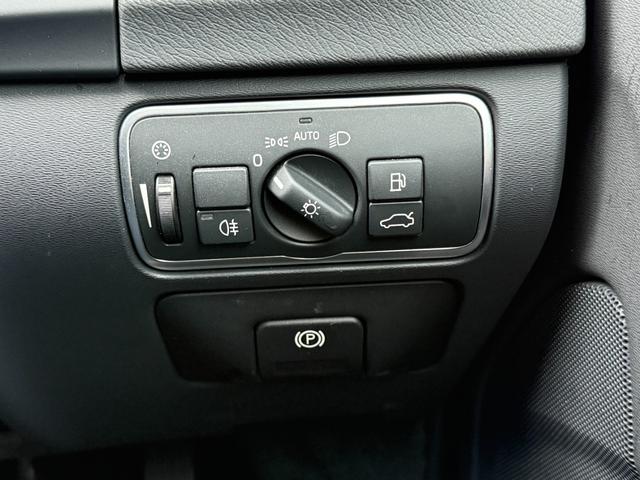 V60 D4 SE ブラックレザー ACC ナビ Bカメラ 保証付(39枚目)
