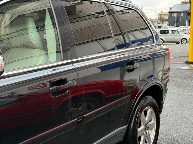 XC90 3.2 当店買取 ベージュレザー 7人乗 純正ホイール 保証付(17枚目)