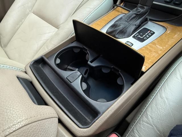 XC90 3.2 当店買取 ベージュレザー 7人乗 純正ホイール 保証付(35枚目)