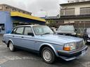 VOLVO 240