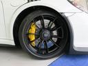 ホイールは純正オプションのサテンブラックカラーホイール(105,000円) フロント245/35-20 リア325/30-21 MICHELIN Pilot Sport Cup2 サーキットスペック
