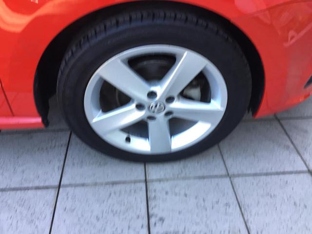 ポロ TSIハイライン マイスター フラッシュレッド 正規ディーラー認定中古車(13枚目)