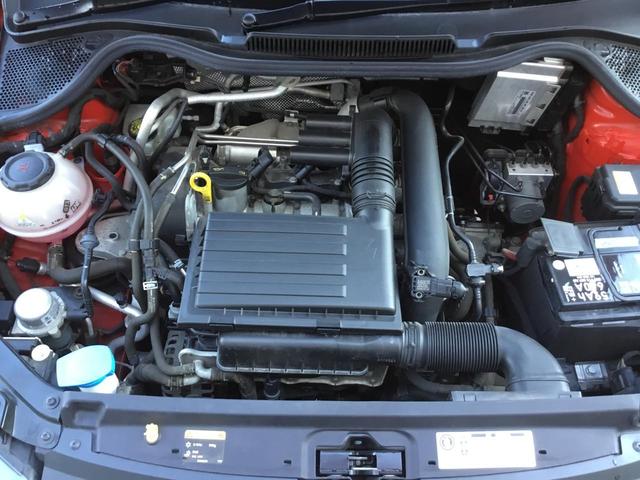 ポロ TSIハイライン マイスター フラッシュレッド 正規ディーラー認定中古車(14枚目)