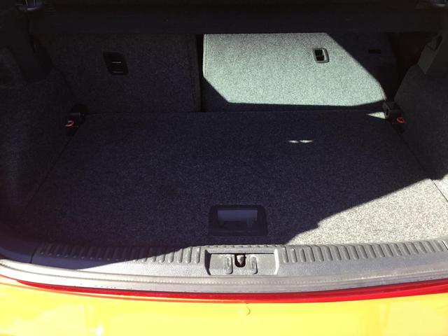 ポロ TSIハイライン マイスター フラッシュレッド 正規ディーラー認定中古車(20枚目)