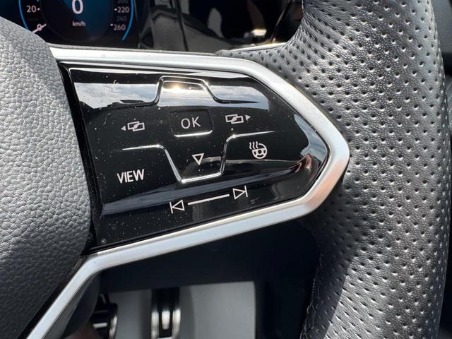 ゴルフヴァリアント eTSI Rライン VW純正ナビ バックカメラ USB接続 Bluetooth接続 スマートフォンワイヤレスチャージャー 後方死角検知機能 TFTデジタルメーター 電動リアゲート Rライン専用インテリア/エクステリア(7枚目)