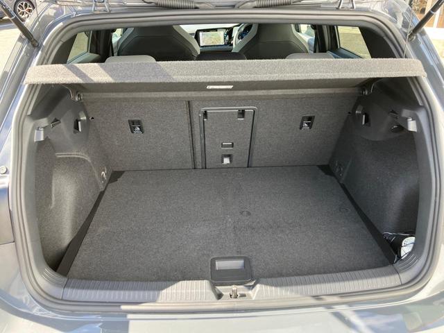 ゴルフ eTSI Rライン VW認定中古車 VW純正ナビ バックカメラ ETC2.0 後方死角検知機能 USB接続 Bluetooth接続 ヘッドアップディスプレイ(17枚目)