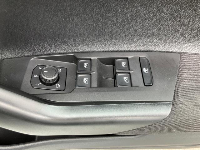 ポロ TSIアクティブ VW認定中古車 VW純正ナビ USB接続 Bluetooth接続 バックカメラ ETC2.0 TFTデジタルメーター LEDヘッドライト(22枚目)